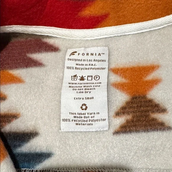 Colorful Aztec Patterned Jacket - Picture 2 of 3